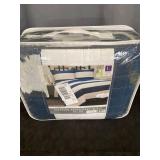 New Berlin King Stripe Quilt 3Pc Set Bedding