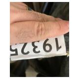 VSUDO 1 Roll 35.4" by 78.7" Privacy Window Film, Slanted Rectangle Pattern Window Tint, Static Cling Window Glass Sticker for Home (19.37 Sq. Ft Total)