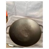 VICTORIA CAST IRON PAN