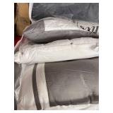 Chic Home Cheryl 10-Pc Queen Comforter Set Bedding