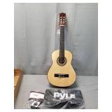 6-String classic guitar - Junior scale guitar with Digital tuner & accessory kit