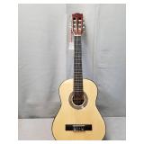 6-String classic guitar - Junior scale guitar with Digital tuner & accessory kit