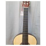 6-String classic guitar - Junior scale guitar with Digital tuner & accessory kit