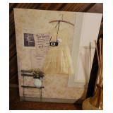 2 Pictures and Decor