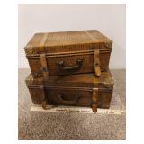 2 Piece Luggage Decor
