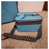 3 Pc Soft Luggage Set (Large Case 14x23 has a crack in the plastic handle see pics)