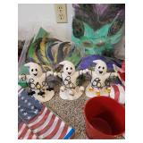 Holiday Decor with Tote