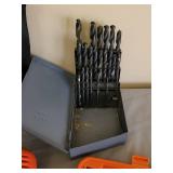 Black & Decker 6amp 3/8" Drill with Drill Bits and Bag