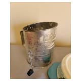 Pioneer Woman Bakeware and Bromwell Sifter