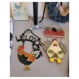 Rooster Kitchen Decor (Paper Towel Dispenser, Towels, and Decor)