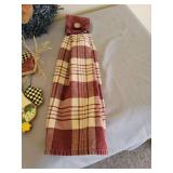 Rooster Kitchen Decor (Paper Towel Dispenser, Towels, and Decor)