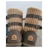 Bearpaw Boots Size 7 (Like New)