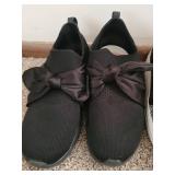 5 Pair Skechers Size 7