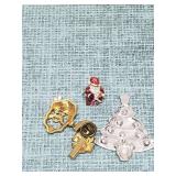 Xmas pins