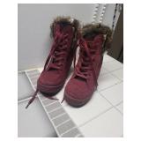 Shoedazzle maroon boots
