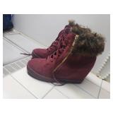 Shoedazzle maroon boots