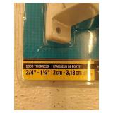 WRIGHT PRODUCTS VK333X3WH Keyed Push Button Latch, White