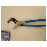 Channellock 442 12 in. V-Jaw Tongue & Groove Plier