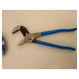 Channellock 420 9.5 in. Straight Jaw Tongue & Groove Plier