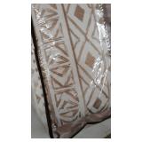 Urban Habitat Larisa Cotton 7-Pc. Full/Queen Comforter Set Bedding