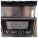 NUTICHEF ICE MAKER