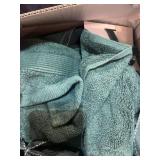 HH HAND AND BATH TOWEL COLLECTION