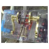 Kwikset Lido Polished Brass Privacy Lockset ANSI/BHMA Grade 2 1-3/4"