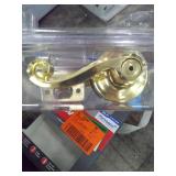 Kwikset Lido Polished Brass Privacy Lockset ANSI/BHMA Grade 2 1-3/4"