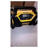 Dewalt-DCR028B 12V/20V MAX Bluetooth Cordless Jobsite Radio