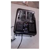 Comfort Zone 1500-Watt Electric Milkhouse Utility Heater
