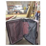 American Tourister - Stratum XLT 28" Spinner - Petal Pink