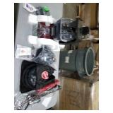 Hoover Power Scrub Deluxe Carpet Cleaner