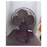 Vintage Arctic Aire Fan (Cord Needs Repaired - Has a short) Vintage Arctic Aire Fan (Cord Needs Repaired - Has a short)