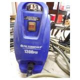 1300PSI Power Washer 1300PSI Power Washer