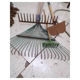Rakes, Garden Hoe, etc Rakes, Garden Hoe, etc