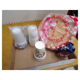 Plate Holders, Plastic Cups, Paper Cups Plate Holders, Plastic Cups, Paper Cups
