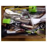 Kitchen Utensils, Set of 2 Tea Cups, etc Kitchen Utensils, Set of 2 Tea Cups, etc