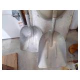 2- Scoop Shovels 2- Scoop Shovels