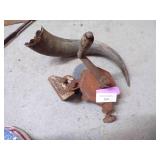Hand Grinder, 1- Steer Horn Hand Grinder, 1- Steer Horn