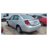 2004 Saturn Ion, Silver