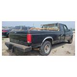 1995 Ford F-250 XLT Extended Cab Truck, Black