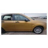 2009 Ford Focus SE, Gold