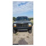 2000 Jeep Cherokee, Black
