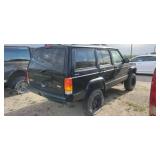 2000 Jeep Cherokee, Black