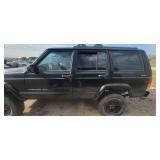 2000 Jeep Cherokee, Black