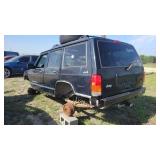 1999 Jeep Cherokee, Black