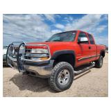 2000 Chevrolet Silverado 2500 4 x 4 Truck, Red