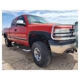 2000 Chevrolet Silverado 2500 4 x 4 Truck, Red