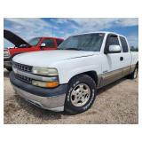 2002 Chevrolet Silverado 1500 Extended Cab Truck, White