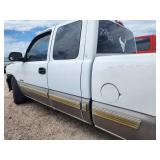 2002 Chevrolet Silverado 1500 Extended Cab Truck, White